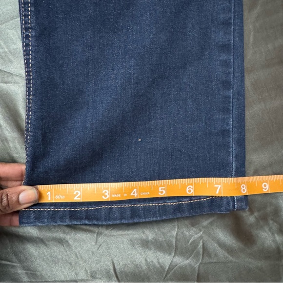 Democracy "Ab"solution Itty Bitty Bootcut blue Jeans size 2 - Picture 13 of 13